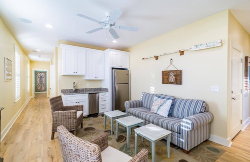 Pawleys Island Casa | Paradise Point: Luxury Beachfront Home with Views