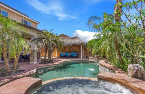 Coachella Casa | Paradise private resort with waterfall pool