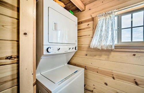 Livingston Casa | Paradise Valley Cabin by Chico and Yellowstone Park!