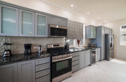 Fitts Village Villa | Paradise Villa