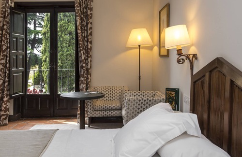 Centro histórico de Ávila Hotel | Parador De Avila