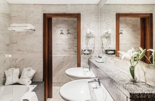 Centro histórico de Baiona Hotel | Parador De Baiona