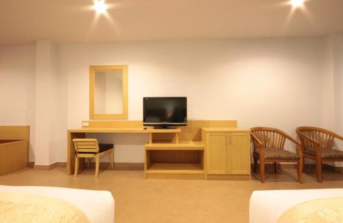 South Pattaya Hotel | Paragon Suites Resort