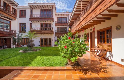 Los Gigantes Apartamento | PARAISO BAMBOO - 2 bedrooms, 2 bathrooms, fibre net, heart of the Los Gigantes, tv channels