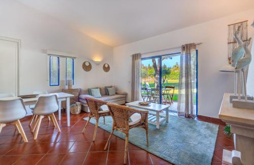 Alagoas Casa | PARAISO DE ALVOR - A true paradise in an amazing nature place with direct access to the pool - Peace and relax - next to Alvor Village and the beach