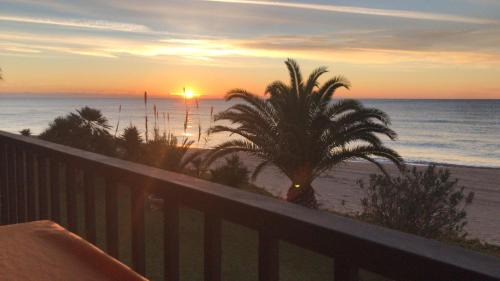 El Francas Casa | Paraiso frente al mar Apto duplex