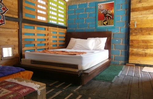 Bonda Hotel | Paraiso Lounge Santa Marta