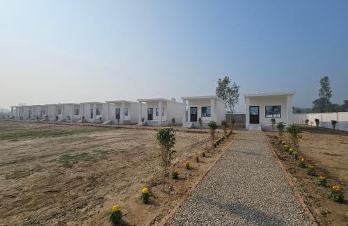 Puranpur Casa | Paras Resort