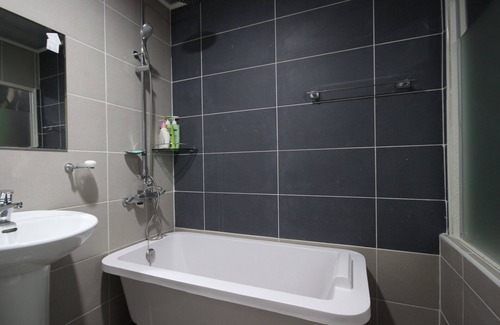 Tongjung Hotel | Yangsan Mulgeum B