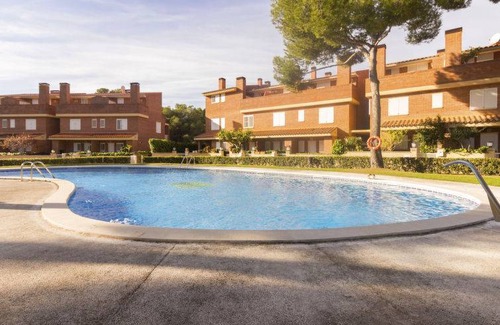Tamarit Casa | 77 m² Casa ∙ 3 habitaciones ∙ 6 personas