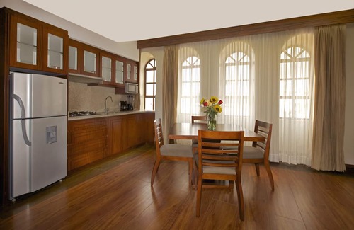 Cuenca Apartamento | Parc Royale Suites Hotel