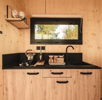 Saint-Romain-en-Viennois Chalet De Esquí | Parcel Tiny House au coeur des vignes proche Mont Ventoux
