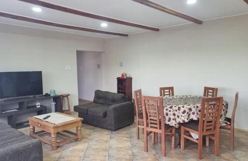 Melipilla Chalet De Esquí | Parcela en Melipilla, con casa en valle