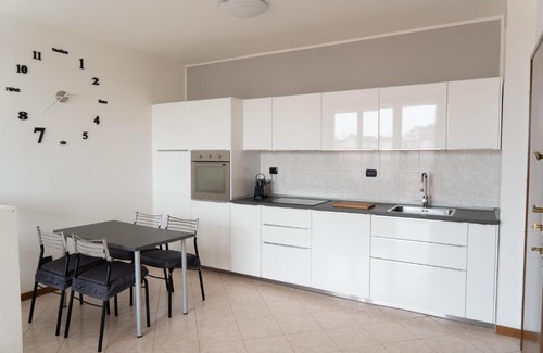 Corsico Apartamento | Parcheggio Privato - Appartamento a Milano
