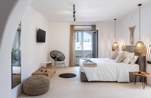 Parikia Hotel | PAREA Paros - Adults only