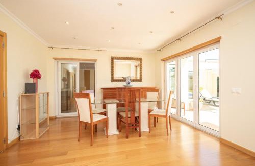 Parede Apartamento | Parede Villa By Hosty