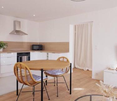Les Matelles Apartamento | Parenthèse entre Pic Saint Loup et Vignes - MEUBLÉ DE TOURISME 3 étoiles