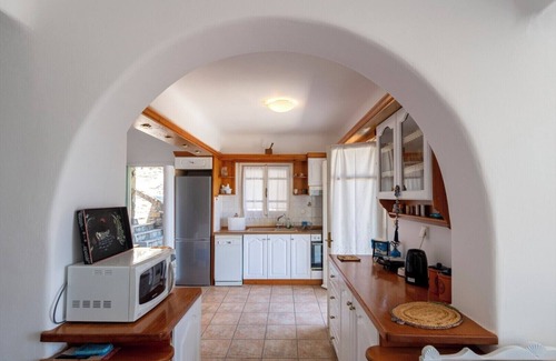 Krotiri Casa | Parikia Cove Mansion