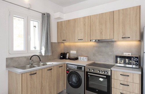 Krotiri Apartamento | Parikia's Sunlight 2bedroom House