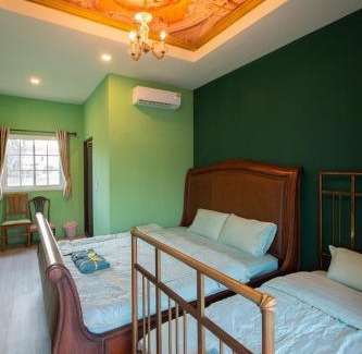 Khlong Muang Cama Y Desayuno | Paris De Floor Khaoyai