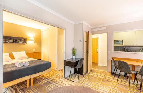Issy-les-Moulineaux Apartamento | Paris Expo Apart Hotel - Porte de Versailles - 2R & Parking