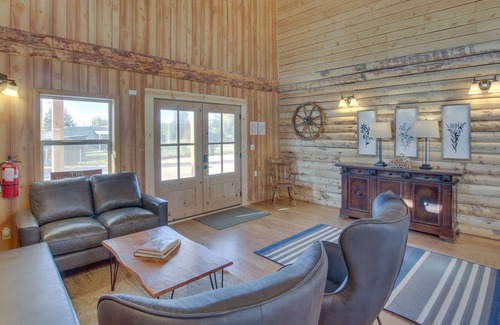 Paris Casa | Paris Group Getaway: Close to Bear Lake!