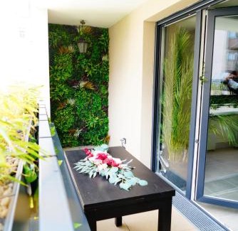 Bagnolet Apartamento | Paris I 77m Cosy luxe I Near by subway 11 & airport
