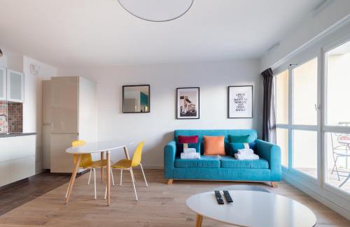 Petit-Ivry Apartamento | Paris - Porte d'Ivry - Modern and Cosy 2 bedroom apartment