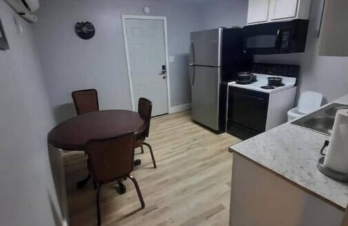 Downtown Columbus Apartamento | Paris Suite