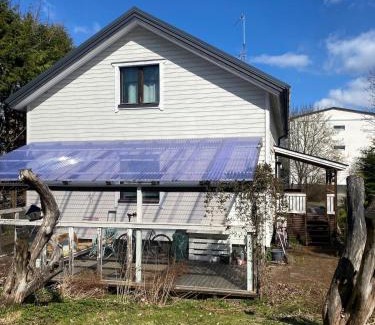 Hameenlinna Apartamento | Paritalo lähellä palveluja