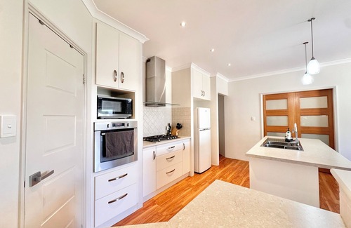 Drummond Cove Casa | Park Beach Home theatre. Your peaceful & relaxing family home away from home.