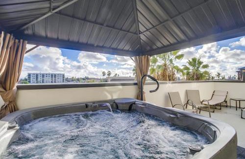 University Heights Apartamento | Park Blvd 301 - Modern - Urban Oasis - SPA