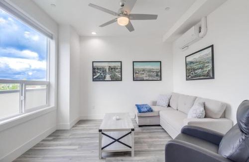 University Heights Apartamento | Park Blvd 301 - Modern - Urban Oasis - SPA