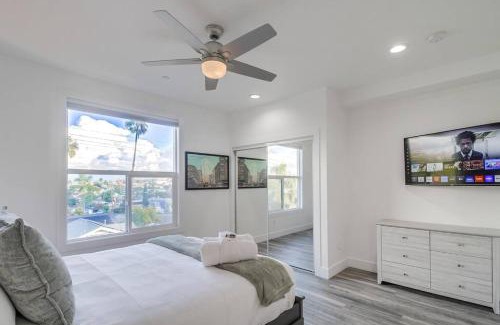 University Heights Apartamento | Park Blvd Paradise 304 - New Construction with King Bed