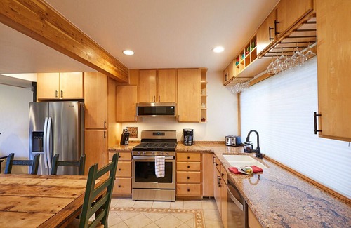 Park Meadows Condominio | Park City Condo: espacioso retiro privado para 6+. En la línea de autobús gratis.