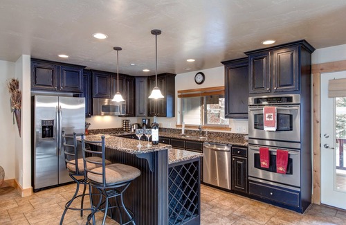 Bear Hollow Village Casa | Casa adosada de 4 habitaciones Park City. Duerme 12. Jacuzzi privado!
