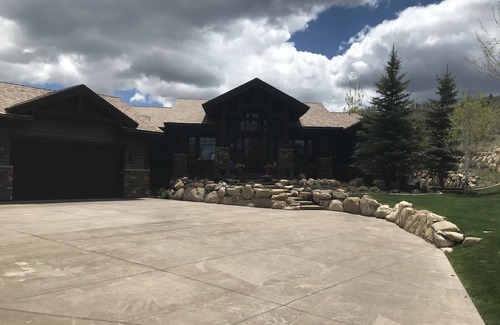 Tuhaye Casa | PARK CITY House on 10 acres with four outdoor decks, Close to 2 ski resorts and