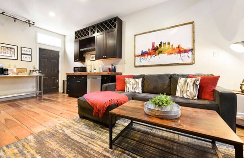 East Allegheny Casa | Park Free★Amazing Space★Professionally Cleaned!