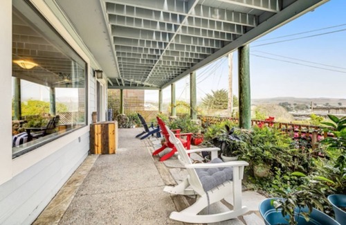 Bodega Bay Casa | Park & Harbor Views, Spa, Fire Pit & Ocean Access