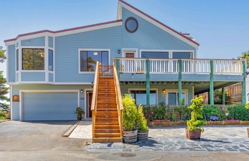 Bodega Bay Casa | Park & Harbor Views, Spa, Fire Pit & Ocean Access