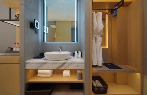 Xindu Hotel | Park Inn by Radisson Chengdu FengHuang Mountain Sports Park