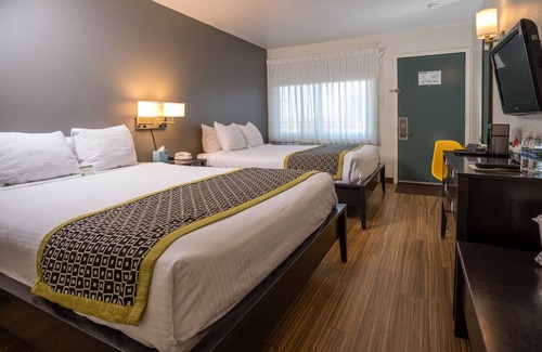 Goose Hollow Hotel | Park Lane Suites and Inn