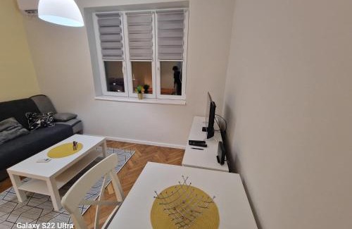 Cacak Apartamento | Park Oaza