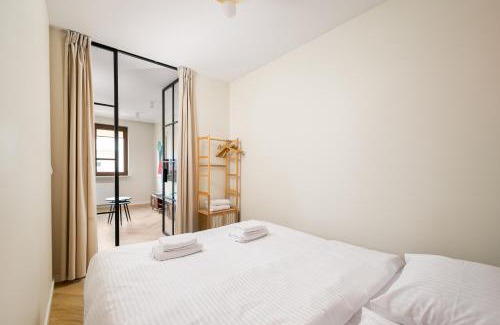 Praga Apartamento | Park Praski Superior Apartment by BookingHost