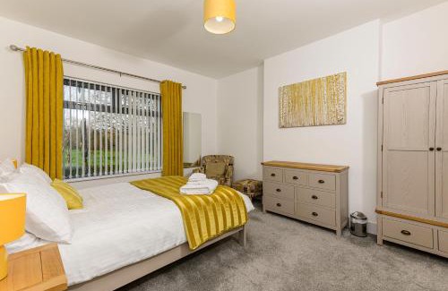 Ormeau Casa | Park View - 4 Star Luxury