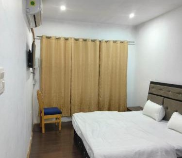 Leh Casa | PARK VIEW GUEST HOUSE