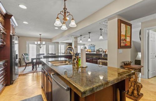 South Snyderville Basin Casa | Park West Village 1700 by Moose Management