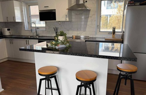 Parkdale Apartamento | Parkdale Gem – Walk to Beach, Wine & Vibes