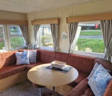 Borth Casa | Parkdean Escape Coastal Comfort in Borth Spacious 3 Bedroom Family Getaway