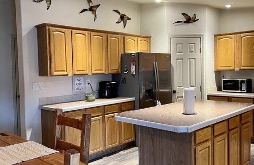 Parker Strip Casa | Parker Strip pool house with game room!